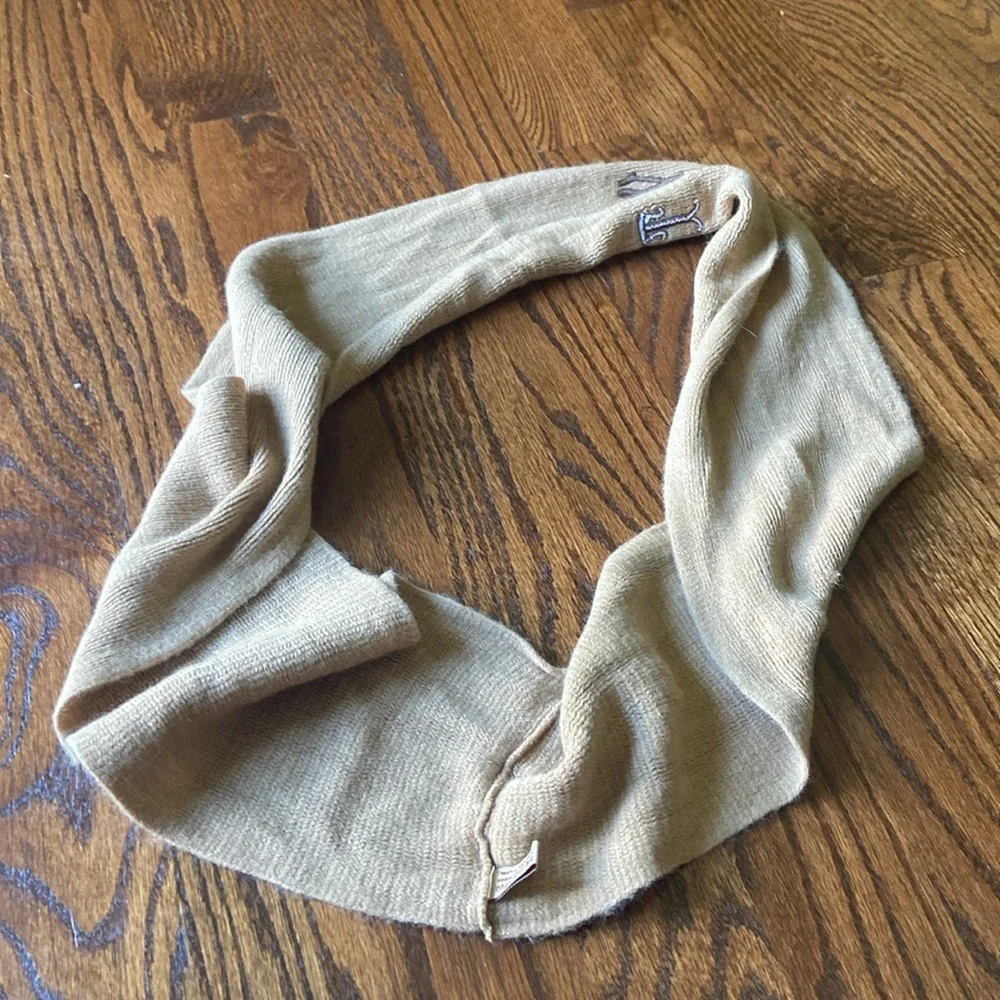 Women's monogrammed scarf!
